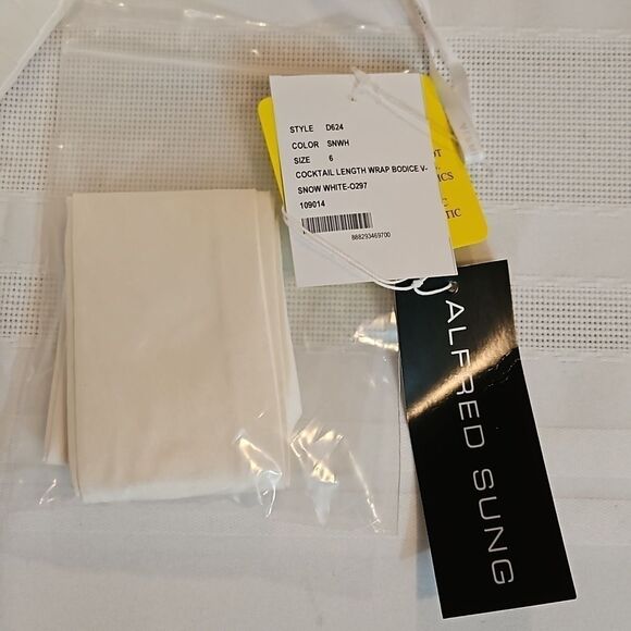 NWT Alfred Sung Wrap Bodice V neck Cocktail length dress size 6 - Picture 9 of 14